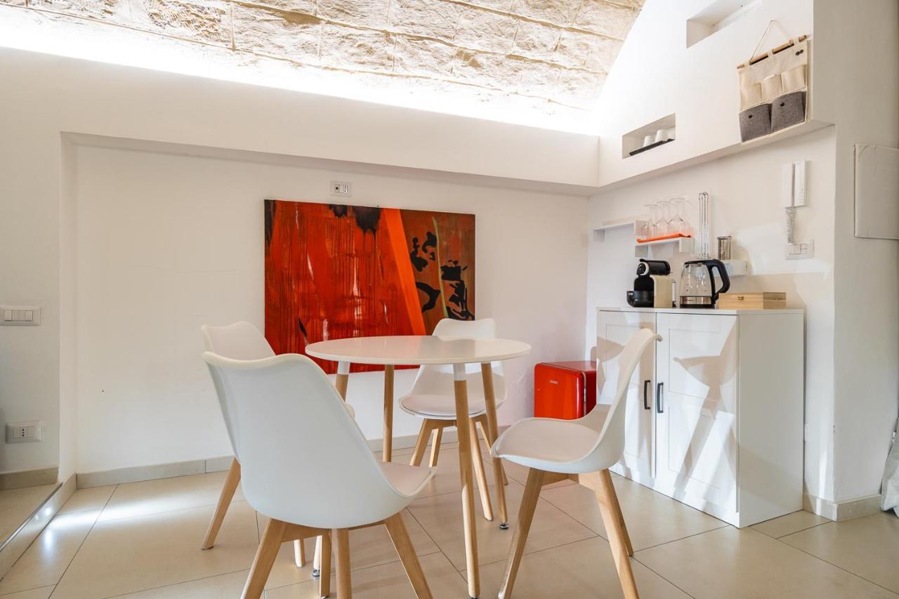 Le Cave Apartment Бари Екстериор снимка