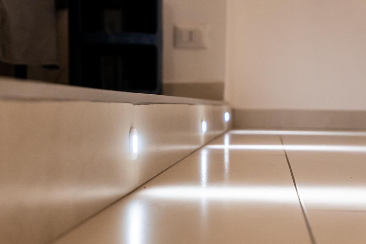 Le Cave Apartment Бари Екстериор снимка